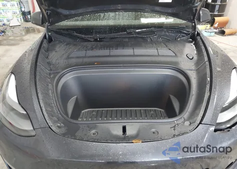 2025 Tesla Model Y Long Range Dual Motor All-Wheel Drive from USA, damaged, VIN 7SAYGDEE0SF294680